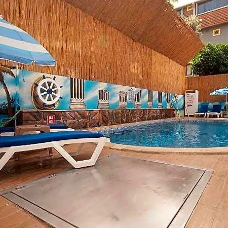 Mic Royal Hotel