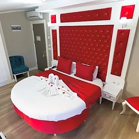 Mic Royal Hotel