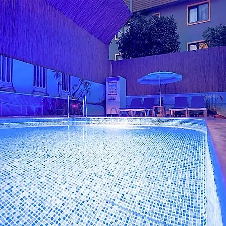 Hotel Mic Royal
